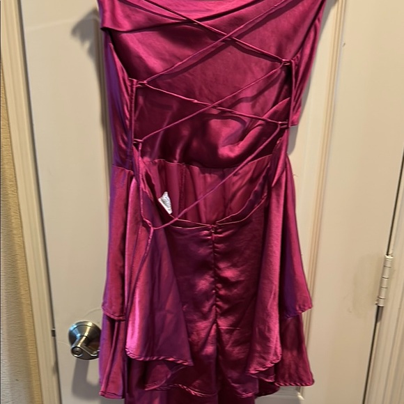 Selfie Leslie Pink Backless Dress-romper with tie back - Picture 2 of 3